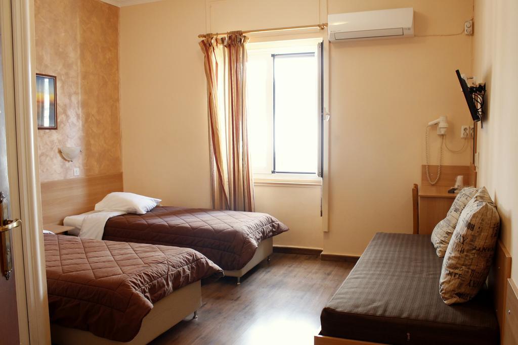 Electra Hotel พีเรียส ภายนอก รูปภาพ
